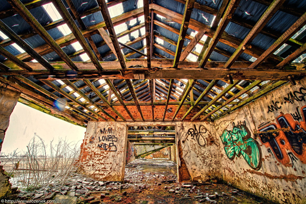 2013.03.23 - Abandoned Farm in Norwich - HDR-09